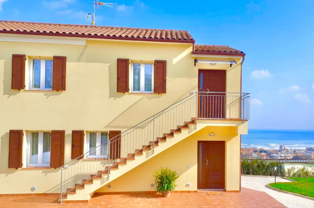 Casa Vacanze Con Vista Mare E Giardino - Amanecer Марцокка-ді-Сеніґаллія Екстер'єр фото